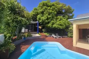 piscine et jardin de la villa mango